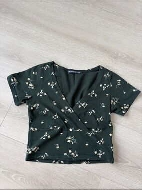 Brandy Melville Dark Green Floral Wrap Crop Top